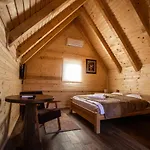 Babino Brdo Мотель 4*