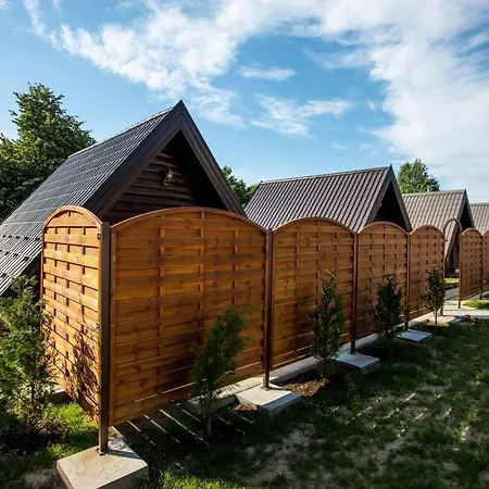 Babino Brdo 汽车旅馆 Derventa