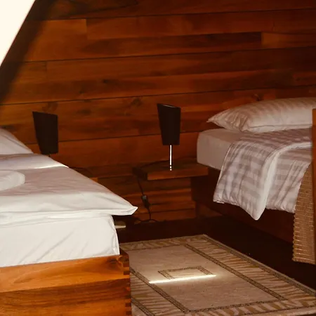 汽车旅馆 Babino Brdo 4*